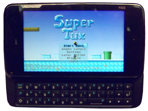 Picture of Nokia N900 running SuperTux